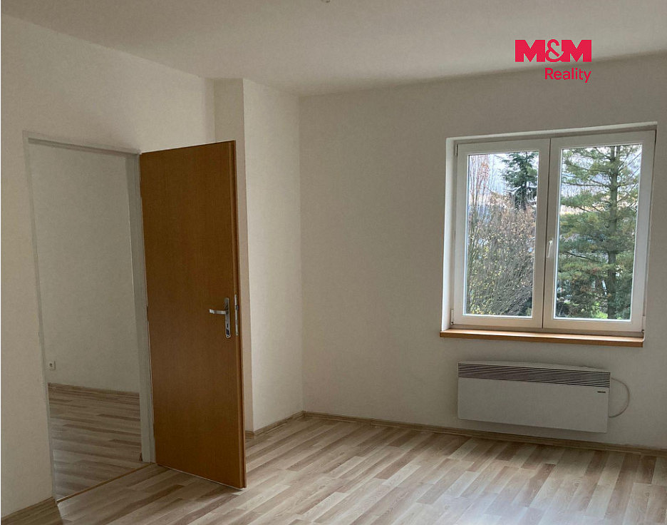 Pronájem bytu 2+kk 48 m² – fotografie 2