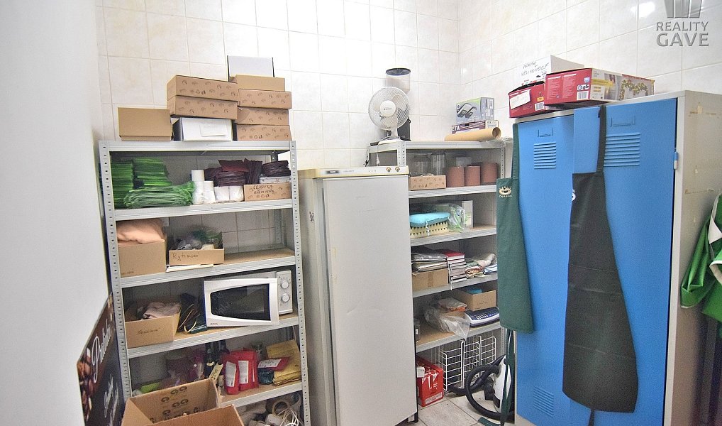 Pronájem obchodních prostor 40 m², Beroun – náhled fotky 21