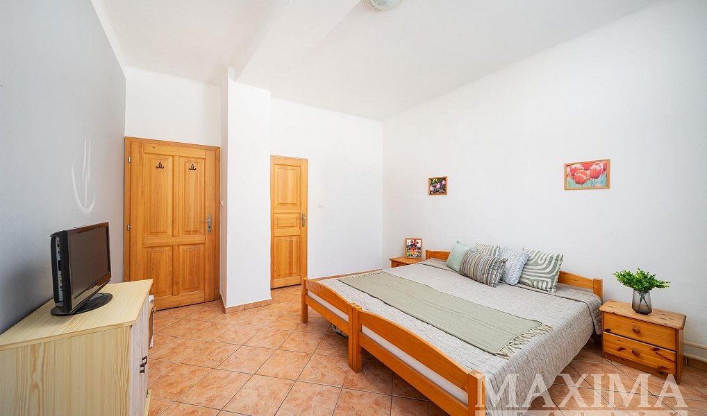 Prodej ubytovacího objektu 143 m², Rožmberk nad Vltavou – náhled fotky 9