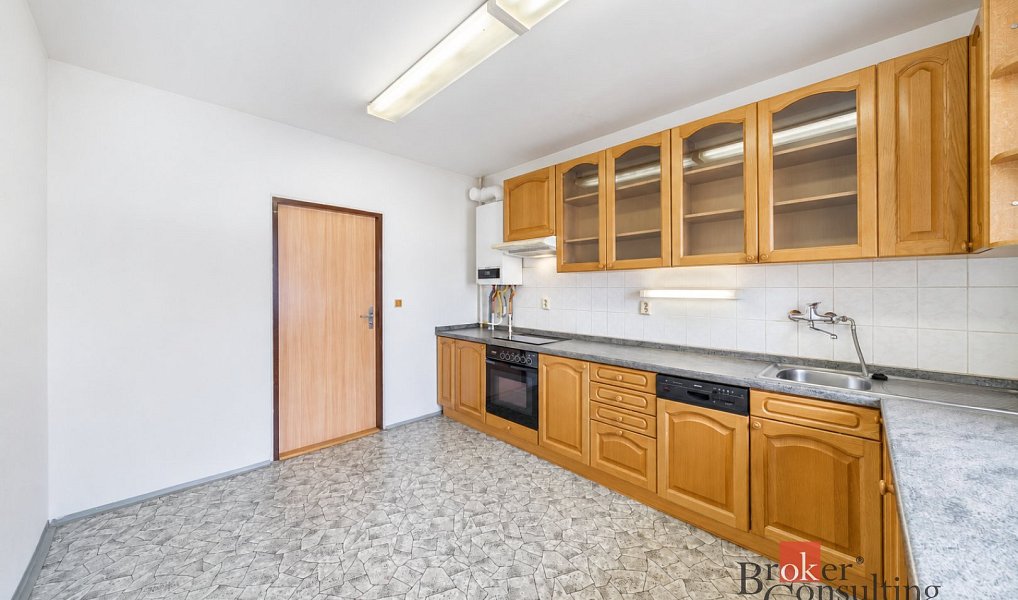 Prodej bytu 2+1 76 m², Plzeň – náhled fotky 2