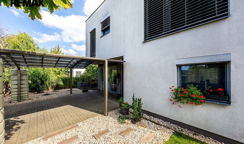 Prodej domu 156 m² s pozemkem 495 m², Praha – náhled fotky 25