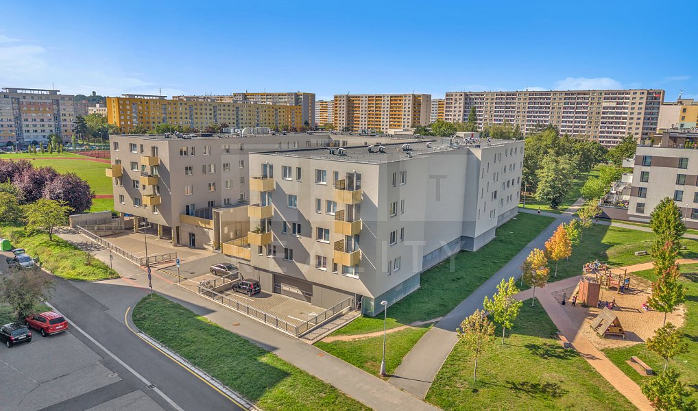 Prodej bytu 3+kk 57 m², Hradec Králové – náhled fotky 11
