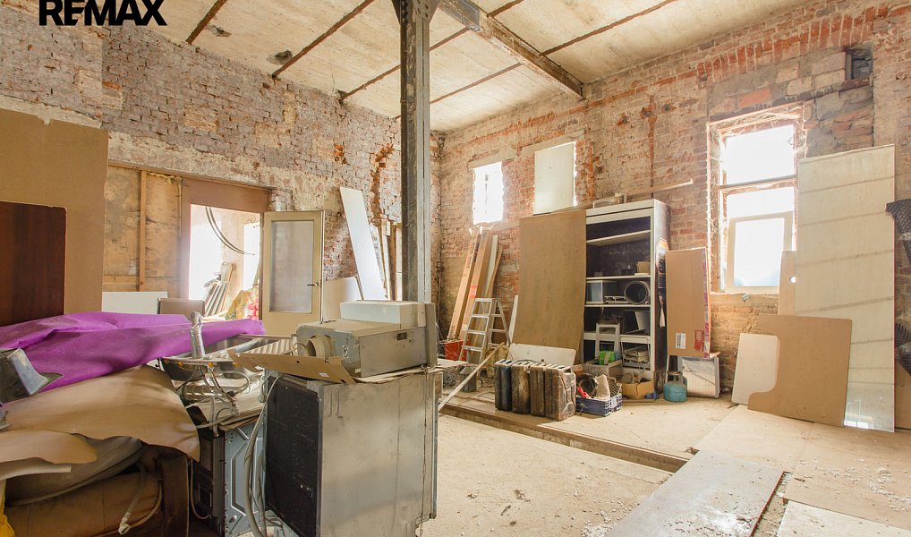 Pronájem výrobních prostor 300 m², Babice u Rosic – náhled fotky 14