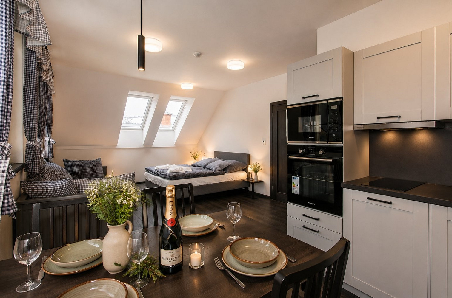 Prodej ubytovacího objektu 189 m² — photo 2