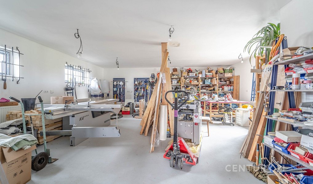 Prodej domu 417 m² s pozemkem 1 139 m², Křenice – náhled fotky 41