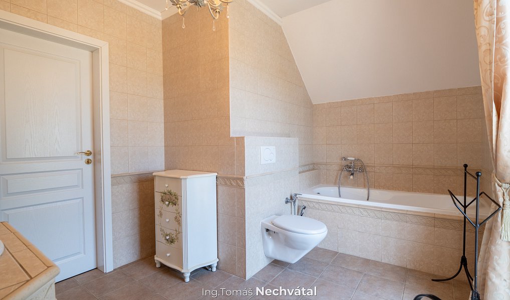 Prodej domu 135 m² s pozemkem 987 m², Těšetice – náhled fotky 36