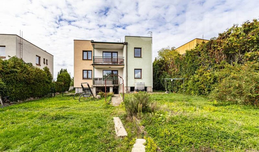 Prodej domu 298 m² s pozemkem 646 m², Sezemice – náhled fotky 31