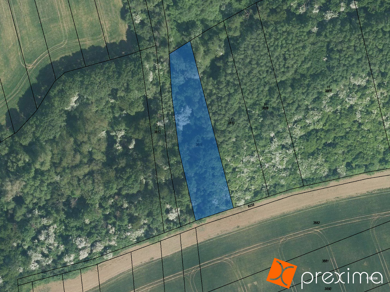 Prodej pozemku 806 m²