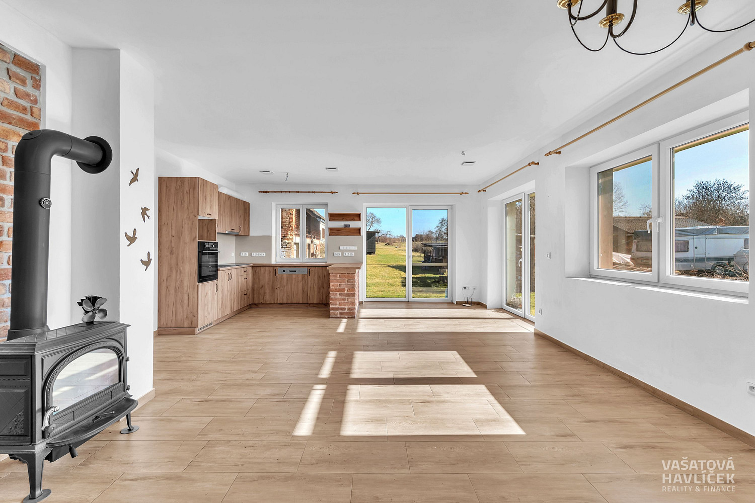 Prodej domu 204 m² s pozemkem 3 464 m²