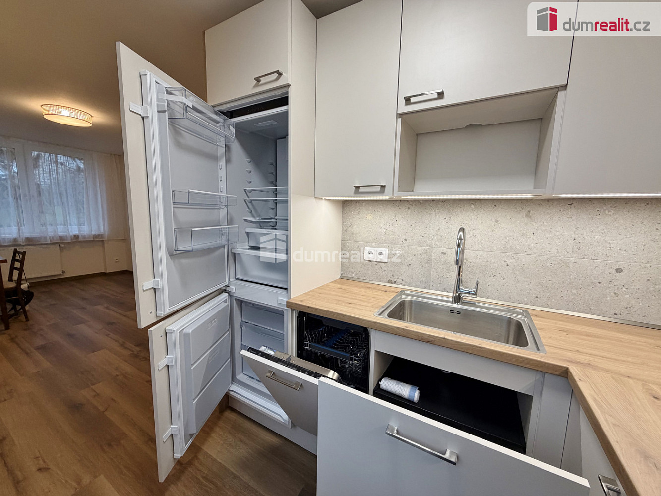 Prodej bytu 2+kk 45 m² – pohled 3