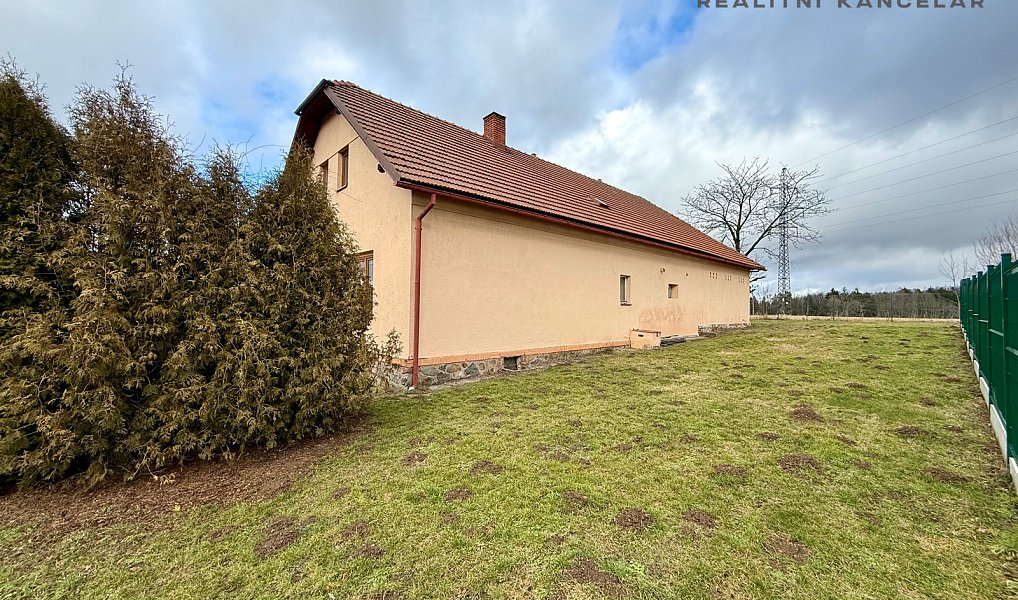 Prodej domu 91 m² s pozemkem 921 m², Seč – náhled fotky 4