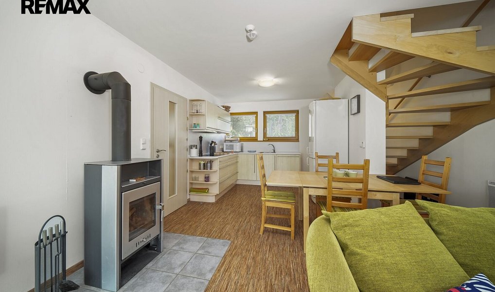 Prodej domu 80 m² s pozemkem 701 m², Vojkovice – náhled fotky 9