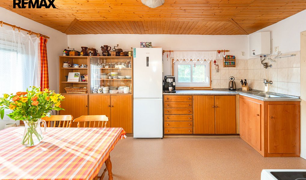 Prodej chaty/chalupy 65 m² s pozemkem 746 m², Káraný – náhled fotky 9