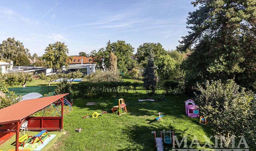 Prodej domu 237 m² s pozemkem 905 m², Úvaly – náhled fotky 28