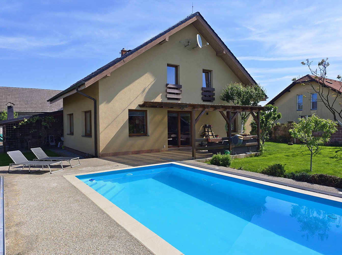 Prodej domu 224 m² s pozemkem 816 m² – fotografie 3