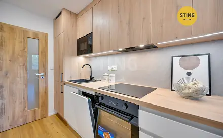 Prodej bytu 1+kk 33 m², Družstevní, Zlín