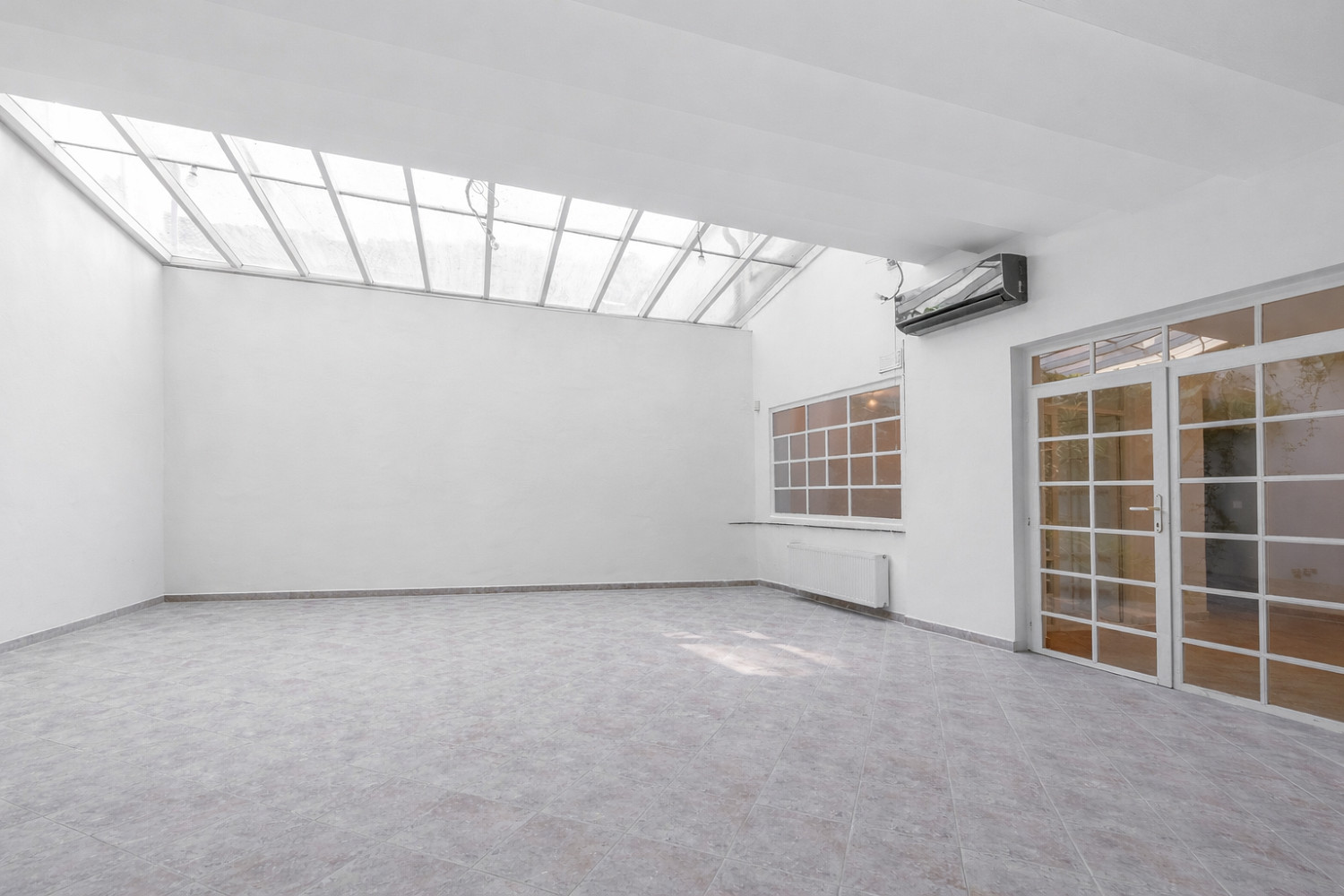 Pronájem kanceláře 124 m² – fotografie 2