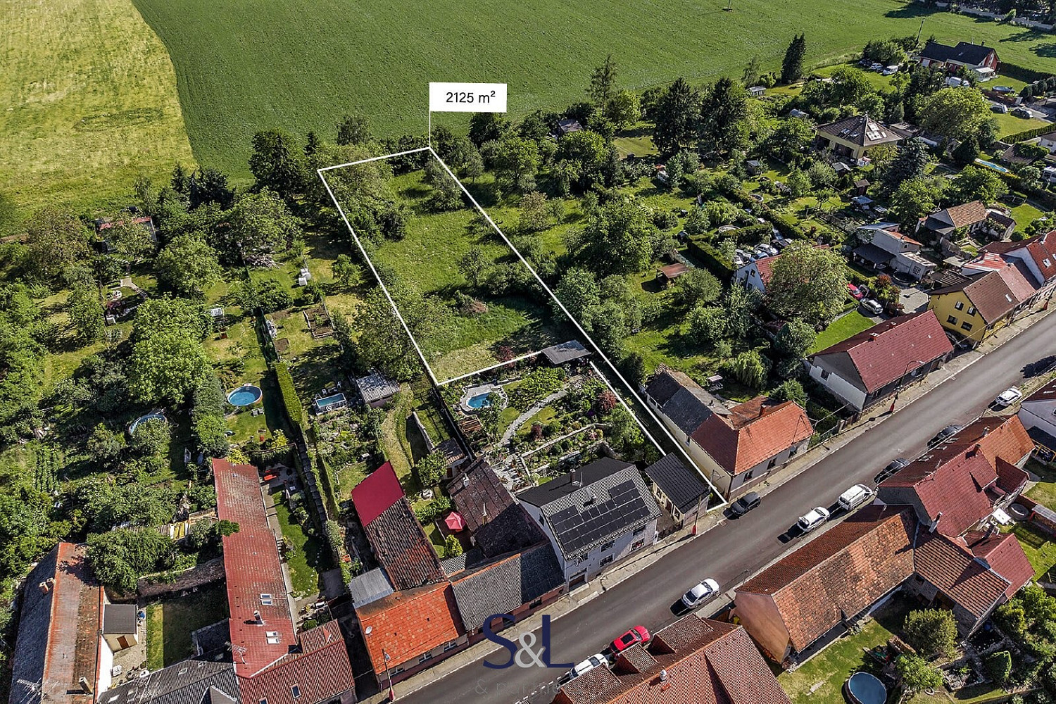Prodej stavebního pozemku 2 125 m² – fotografie 3