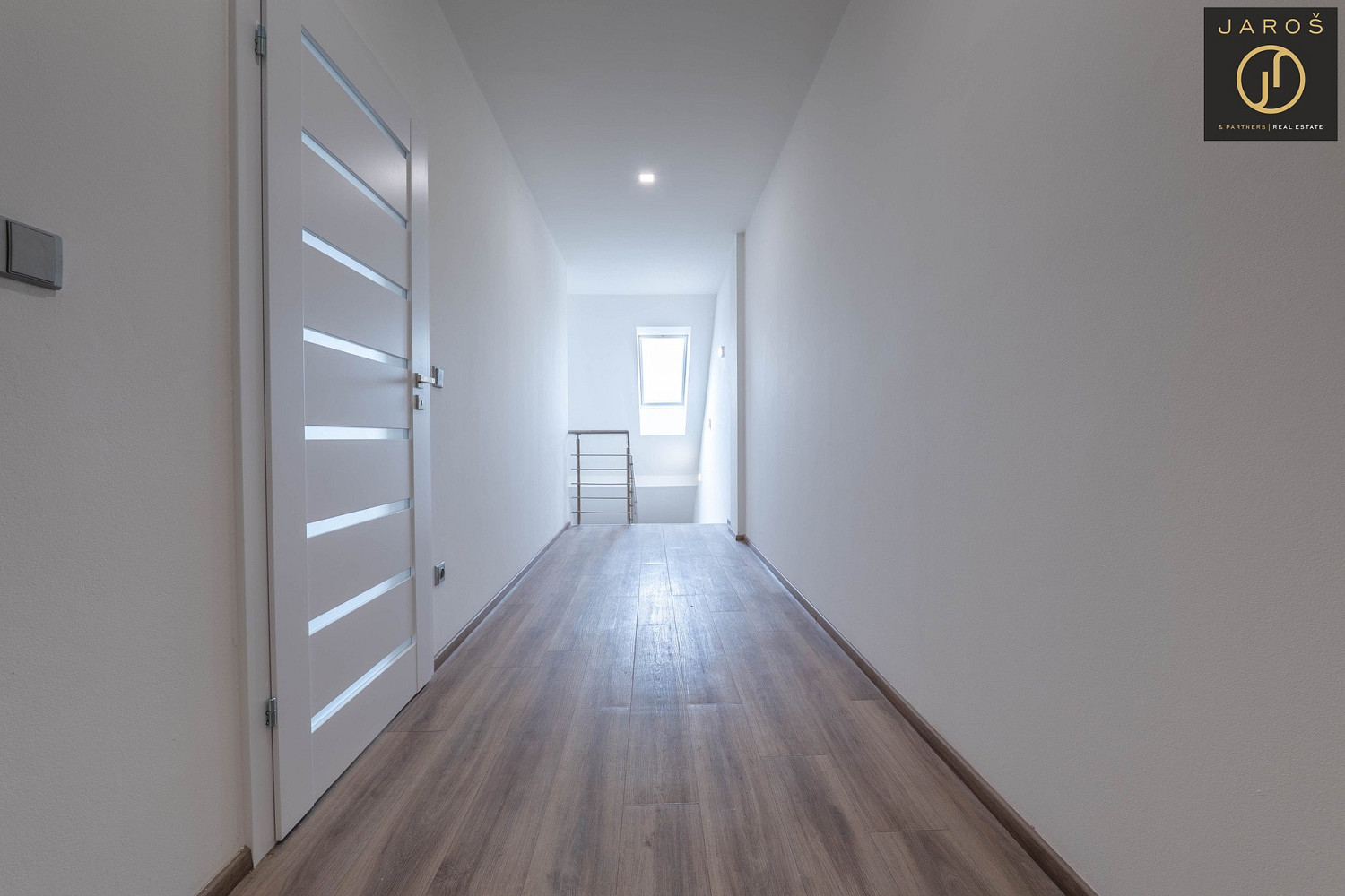 Prodej domu 178 m² s pozemkem 295 m² – pohled 6