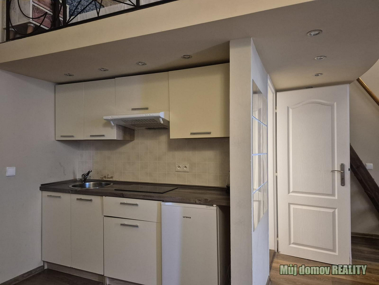 Pronájem bytu 1+kk 37 m² – fotografie 5