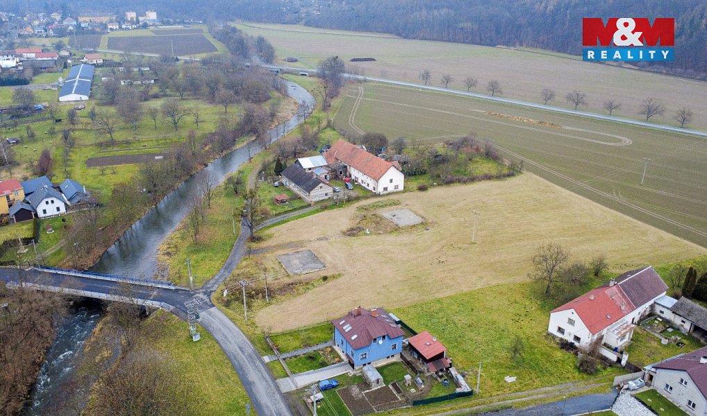 Prodej stavebního pozemku 2 225 m², Odry – náhled fotky 11
