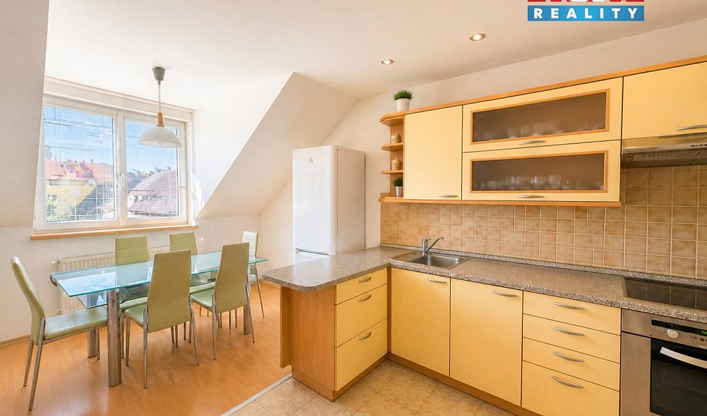 Prodej bytu 2+kk 111 m², Praha – náhled fotky 4