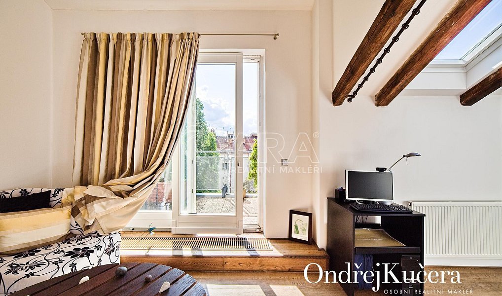 Prodej bytu 3+kk 122 m², Praha – náhled fotky 12
