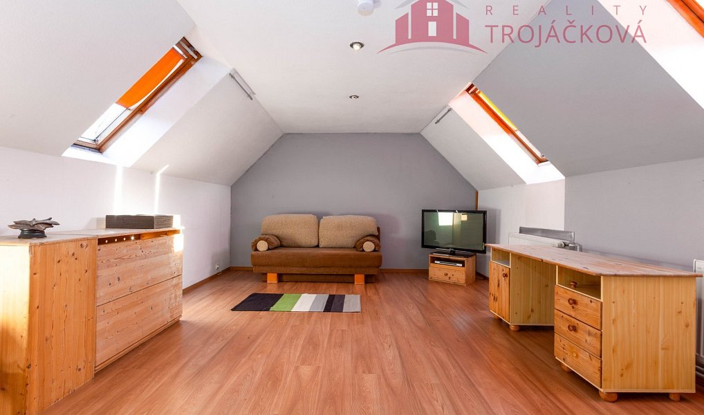 Prodej domu 260 m² s pozemkem 488 m², Rožnov pod Radhoštěm – náhled fotky 11