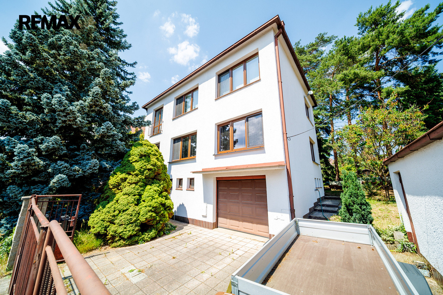 Prodej domu 209 m² s pozemkem 992 m²