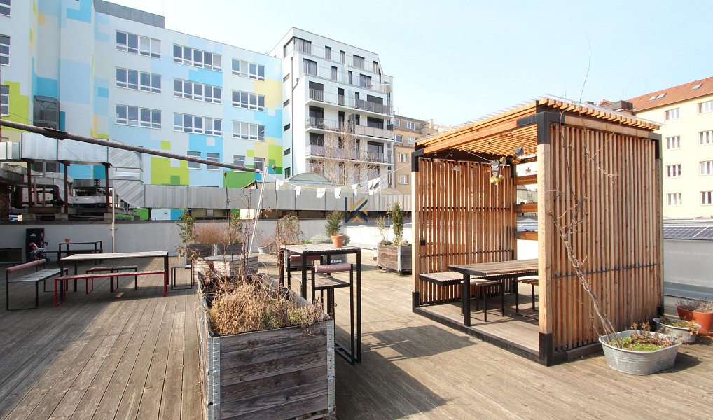 Pronájem kanceláře 706 m², Praha – náhled fotky 8