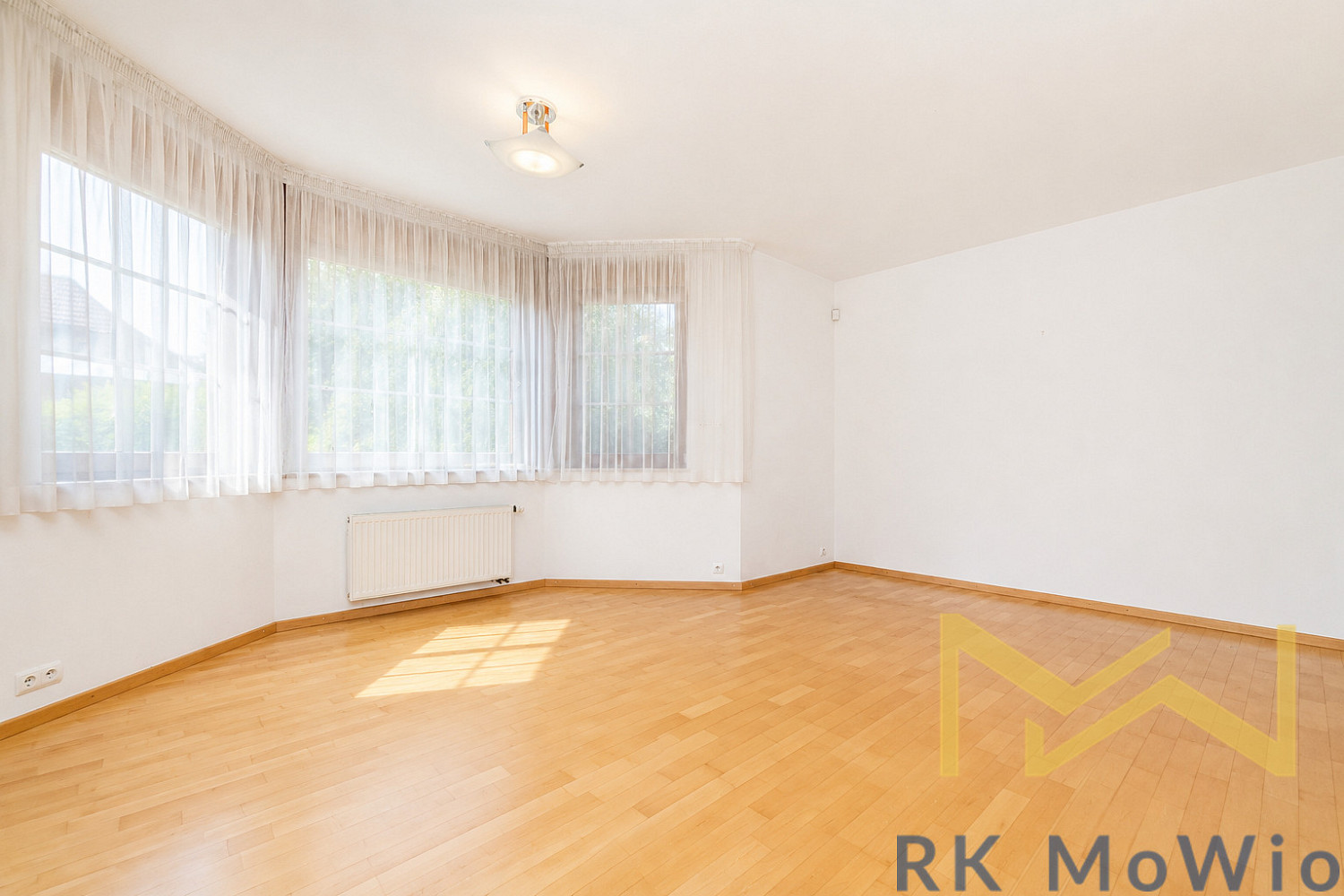 Pronájem domu 450 m² s pozemkem 820 m² – fotografie 4