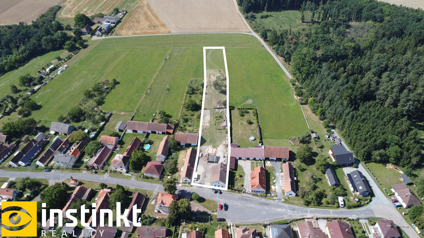 Komerční objekt (4.254m²), Hradčany Chlumčany, okr. Plzeň - jih – pohled 3