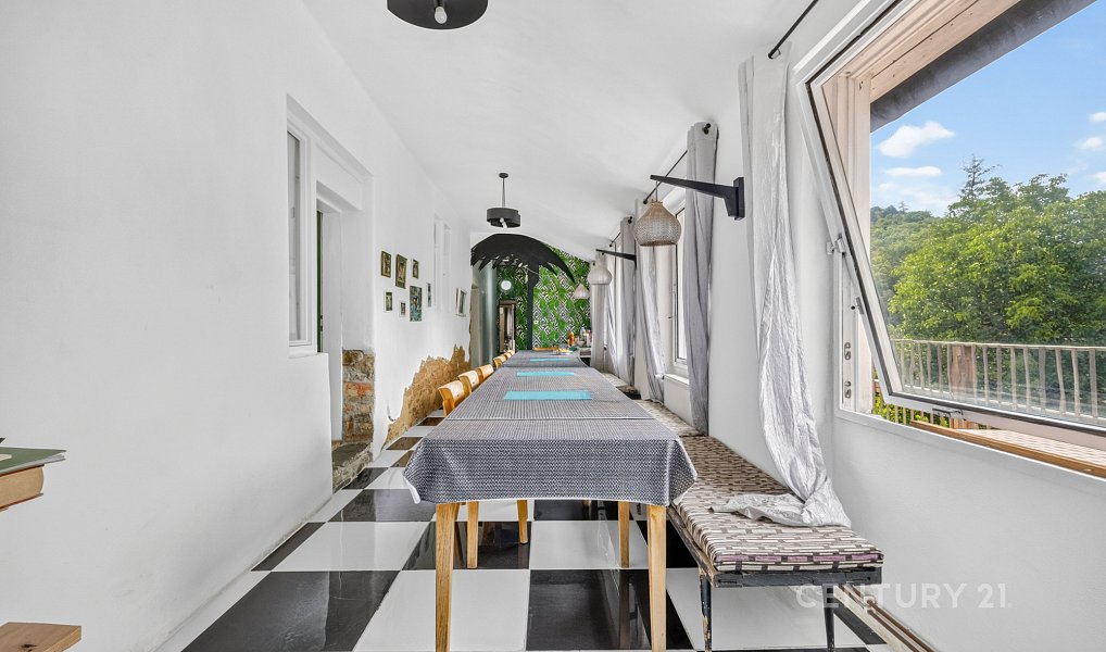 Prodej ubytovacího objektu 303 m², Bouzov – náhled fotky 31