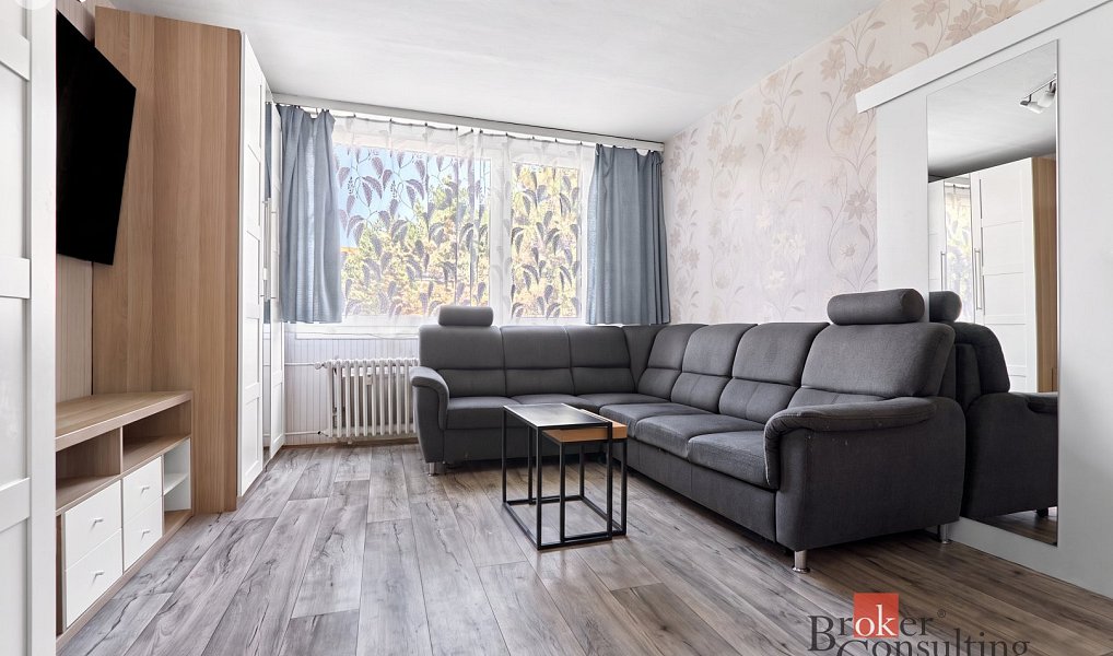Prodej bytu 4+1 81 m², Praha – náhled fotky 2