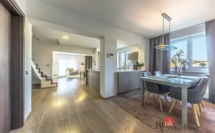 Prodej domu 260 m² s pozemkem 1 289 m², Malá, Mladá Boleslav - Čejetice
