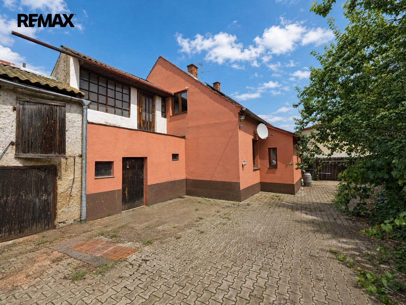 Prodej domu 80 m² s pozemkem 873 m² – fotografie 2