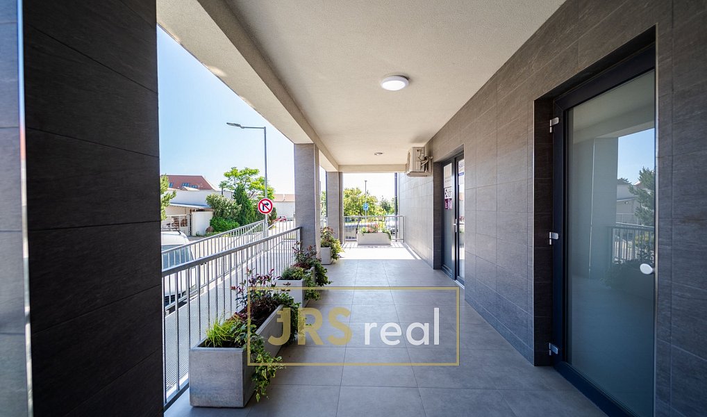 Pronájem bytu 3+kk 63 m², Velké Pavlovice – náhled fotky 7