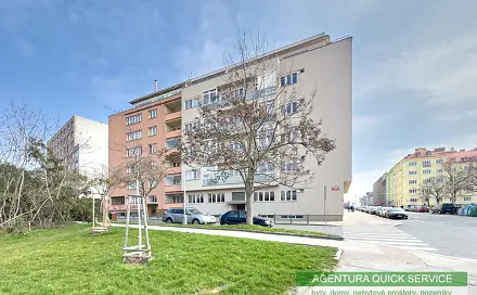 Prodej bytu 3+1 111 m², Praha 2 - Vyšehrad