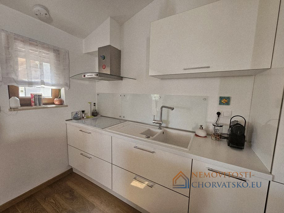 Prodej bytu 2+kk 65 m² – pohled 5