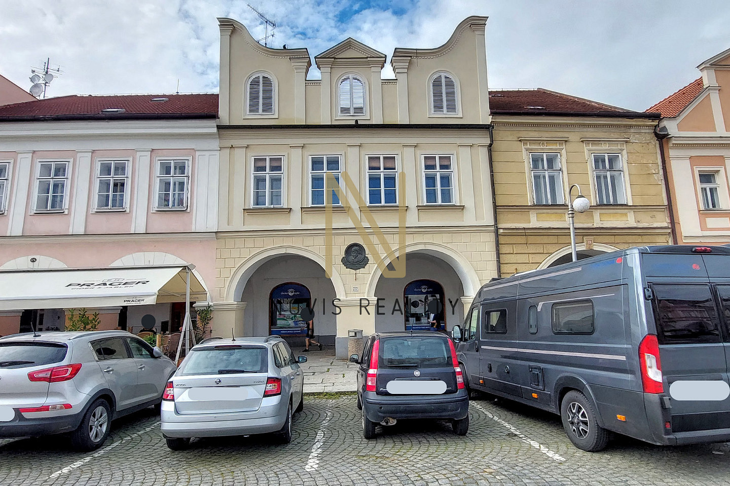 Pronájem bytu 2+kk 69 m²