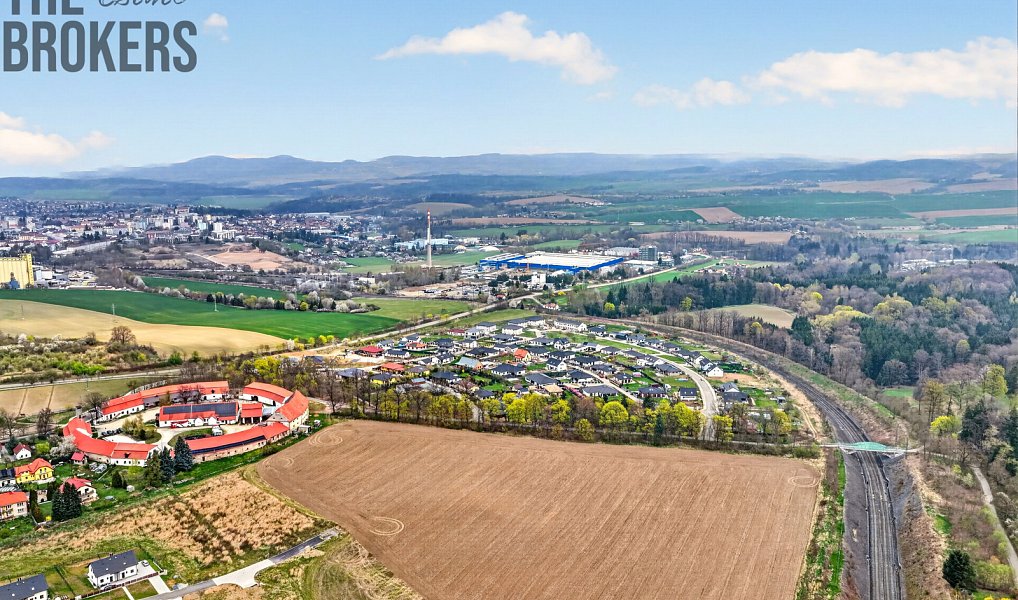 Pronájem domu 151 m² s pozemkem 569 m², Benešov – náhled fotky 35