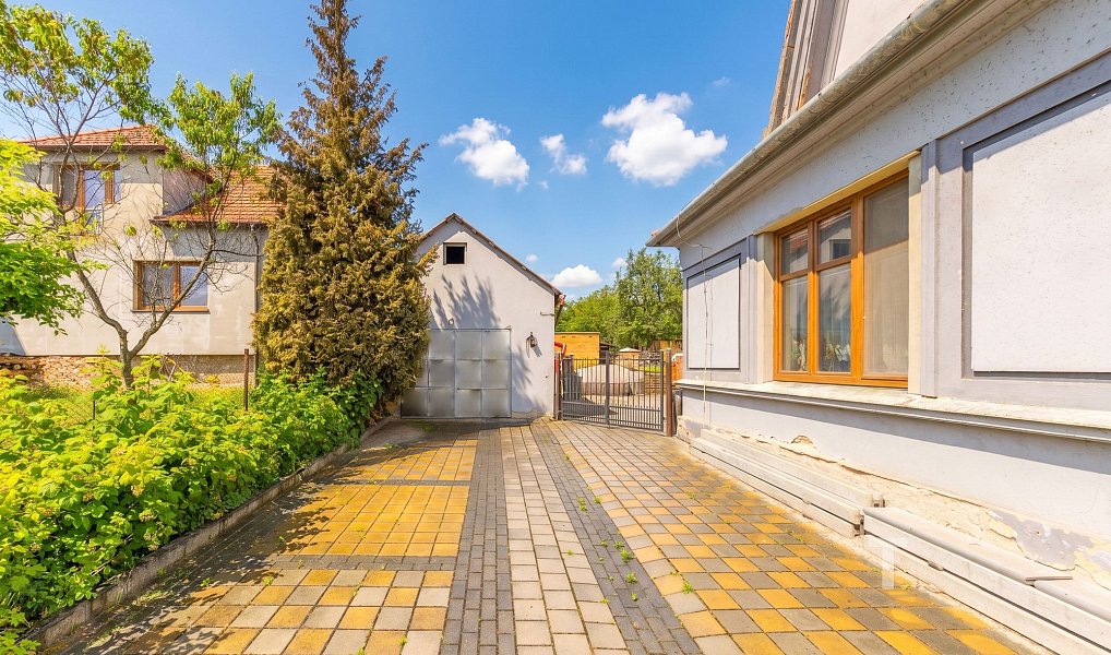 Prodej domu 245 m² s pozemkem 1 569 m², Miroslav – náhled fotky 20