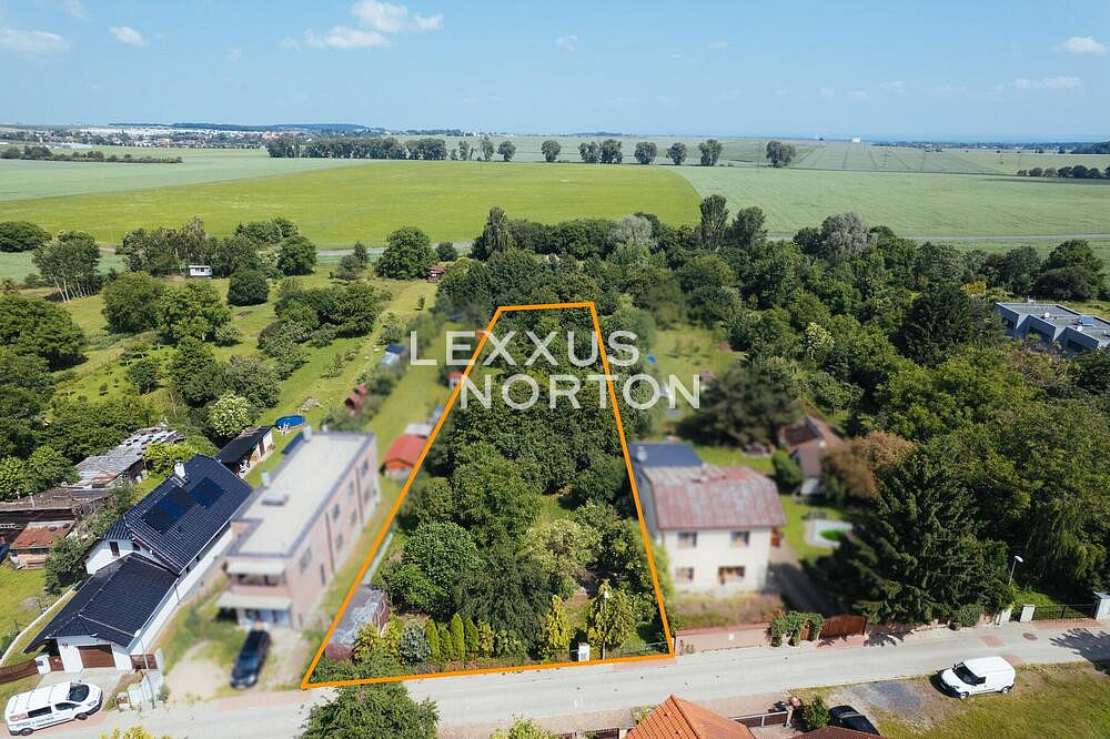 Prodej stavebního pozemku 2 573 m² – pohled 6