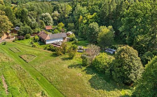 Prodej stavebního pozemku 1 955 m², Krňany, okres Benešov