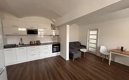 Pronájem bytu 2+kk 45 m², V Luzích, Jablonec nad Nisou