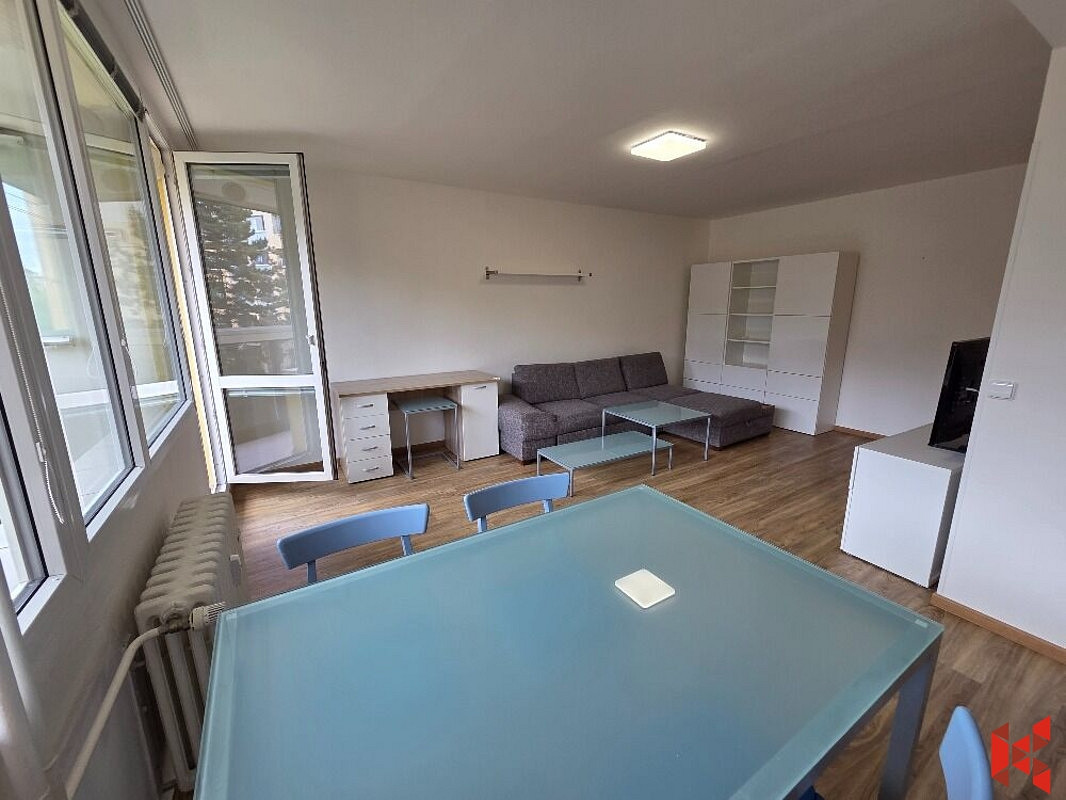 Pronájem bytu 3+kk 72 m² – fotografie 4