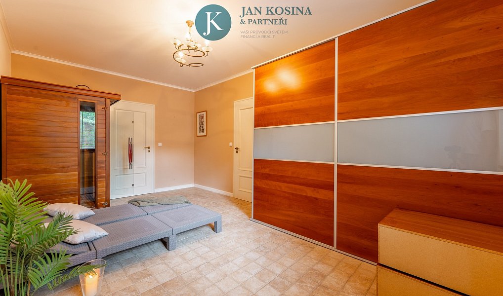 Prodej domu 236 m² s pozemkem 921 m², Hrusice – náhled fotky 34