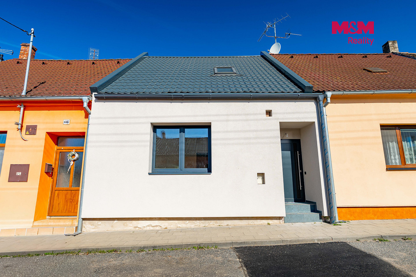 Prodej domu 75 m² s pozemkem 159 m² – fotografie 2