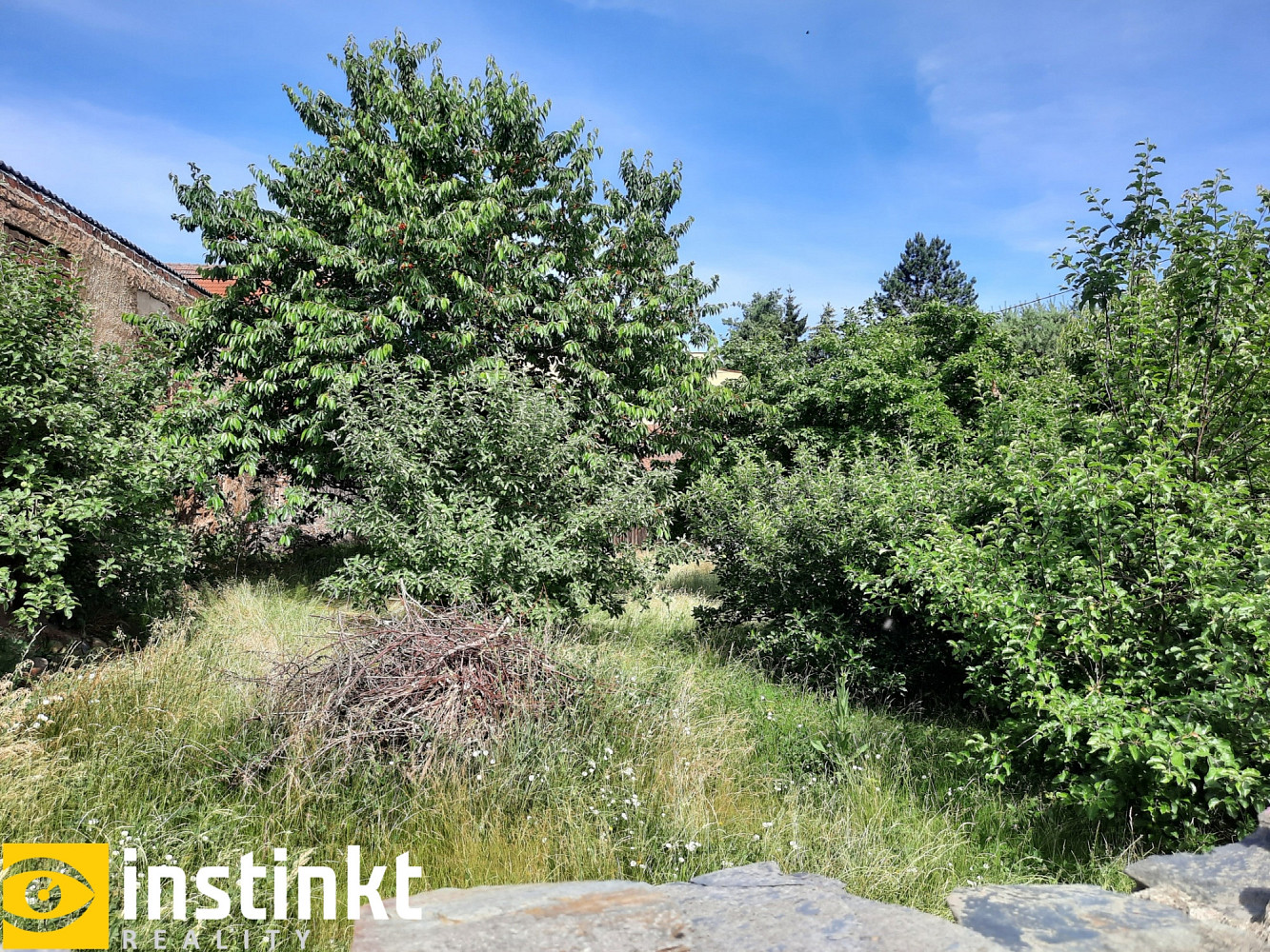 Prodej stavebního pozemku 668 m² – fotografie 2