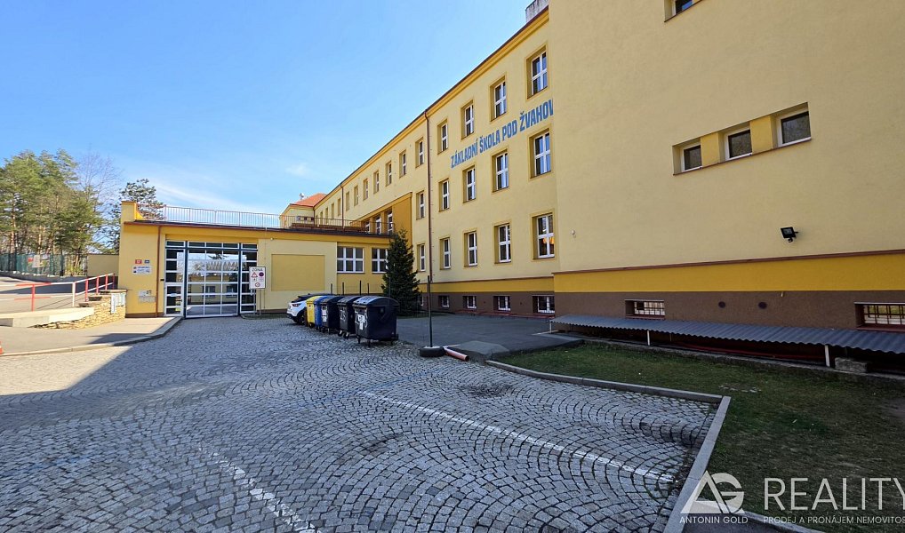 Prodej bytu 3+kk 88 m², Praha – náhled fotky 36
